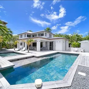  Villa Manzana : Neuve 4ch 4sdb 2 Piscines - Luxe Guadeloupe