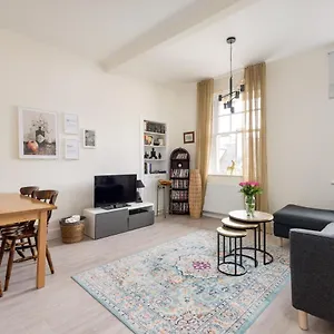 Apartment The Tron Square, Edinburgh