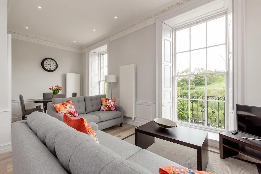 Destiny Scotland - Chisholm Hunter Suites EDI