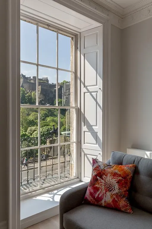 Destiny Scotland - Chisholm Hunter Suites Edinburgh 0*,  United Kingdom